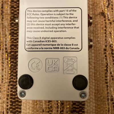 Electro-Harmonix Nano POG Polyphonic Octave Generator 2015 - Present - Red / White image 6