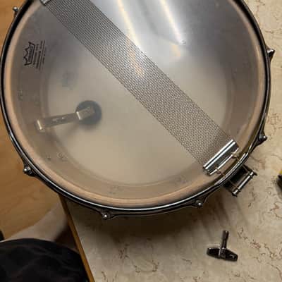 Slingerland Artist 10 lug snare drum 1960’s - Blue sparkle image 7