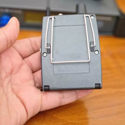 Sennheiser Sennheiser EW 300 IEM G2 SR 300 + EK 300 Stereo UHF 786-822MHz Rack image 8