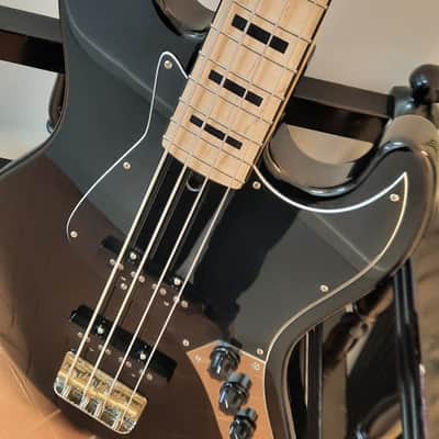 Ashdown The Grail bass 4-string, maple fretboard image 7