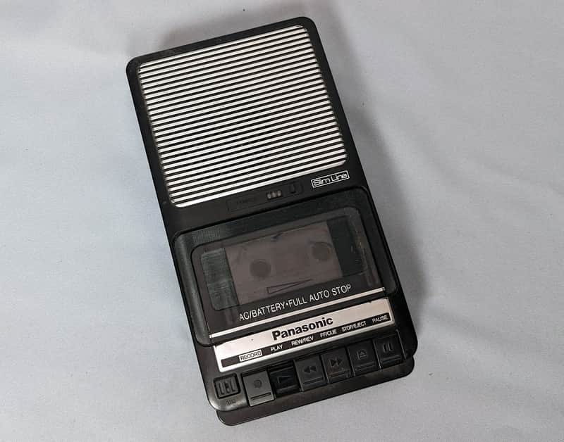 Panasonic Model RQ-2102 Slim Line Portable Cassette Player