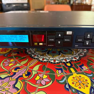 Yamaha SPX2000 Professional Multi-Effect Processor 2010s - Blue image 4