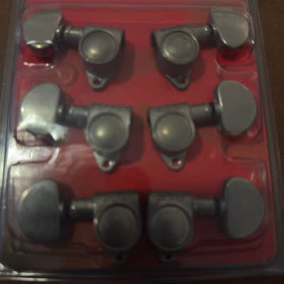 Old Grover 502 Roto-Grip 3+3 Tuning Machines 2010s - Chrome image 1