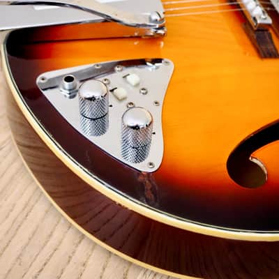 1960s Guyatone SG-12T Vintage Electric Guitar w/ Gold Foil Pickups