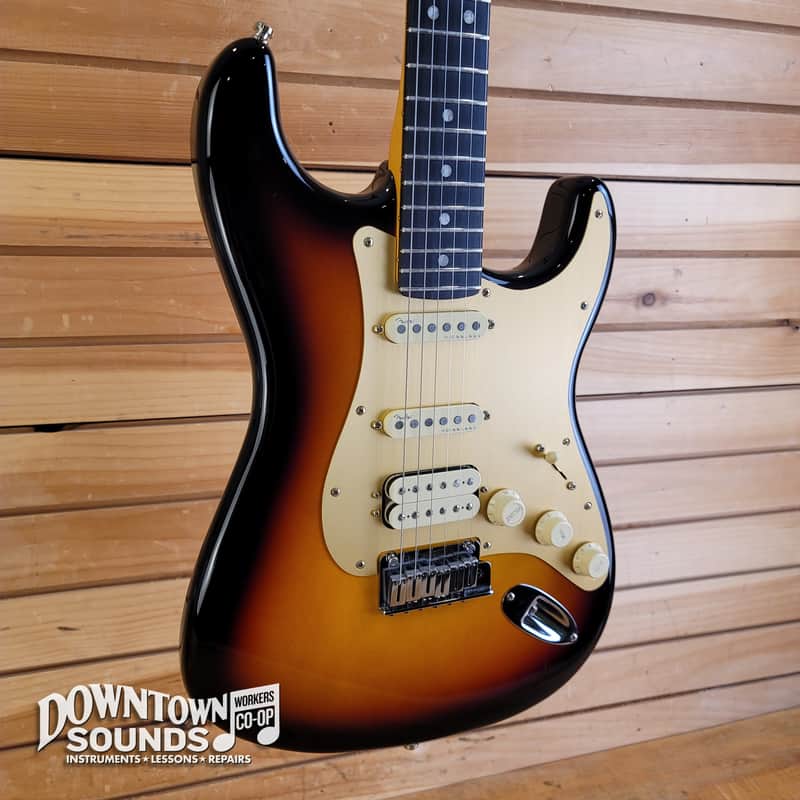 2025 Fender American Ultra II Stratocaster HSS with Fender Molded Deluxe Hard Case - Ultraburst, 8lb 4oz, CoA