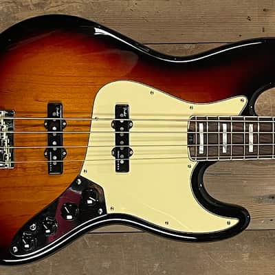 Fender American Elite Jazz Bass with Rosewood Fretboard 2016 - 2019 - 3-Color Sunburst image 1