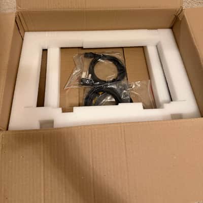Neumann V 402 Dual Channel Microphone Preamp 2020 - Present - Silver image 3