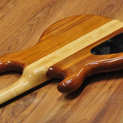 Alembic Persuader Bass Quilted Maple image 8