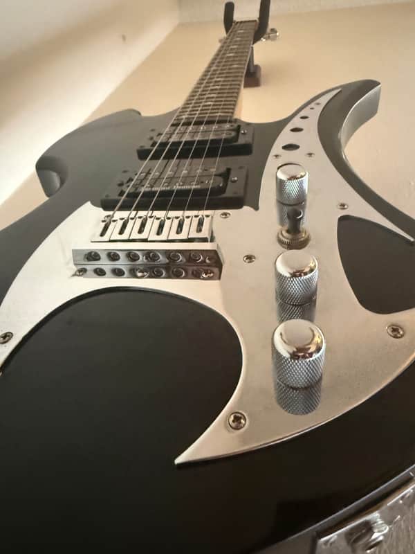B.c Rich mockingbird special edition “evil edge” image 1