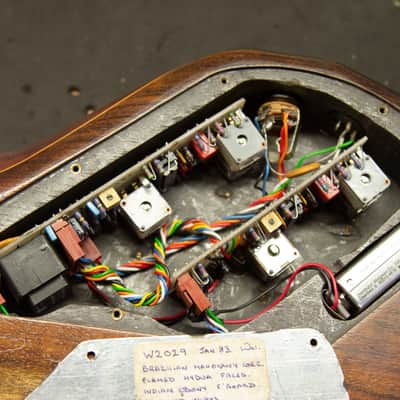 1983 Left-Handed Wal MK1 Mark 1 4-String Bass Guitar image 9
