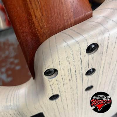 Ibanez Sr2010 Asc Ashula Bass Fretted And Fretless image 12