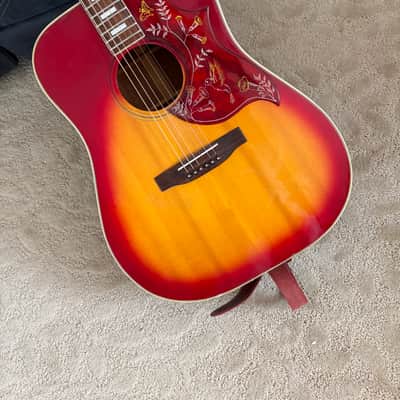 Gibson 2018 Hummingbird Acoustic Electric Vintage Cherry Sunburst