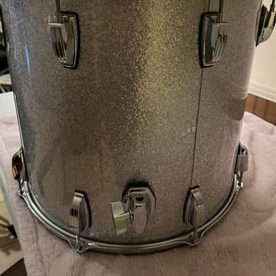 Ludwig LF868 Classic Maple 16x18" Floor Tom 1998 - Present - Silver Sparkle image 13