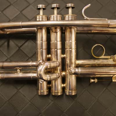 C.G. Conn 8-B Silver Plate Artist Trumpet 1970 W/ Bach C1 Mouthpiece + Mutes image 6