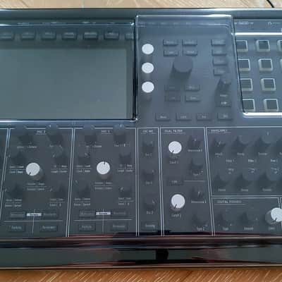Waldorf Iridium Desktop Synthesizer (Black) + Decksaver image 2