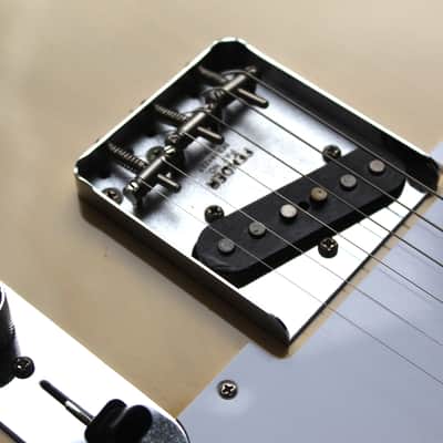 FENDER "NEW MODEL Limited Edition Vintera II Road Worn '60s Telecaster, Maple Fingerboard, Blonde" HARDCASE, 3, 30 KG image 10