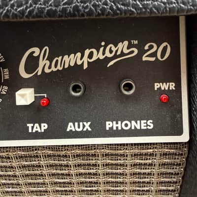 Fender Champion 20 20-Watt 1x8" Guitar Combo Amplifier w/ Effects – Tested & Working imagen 5