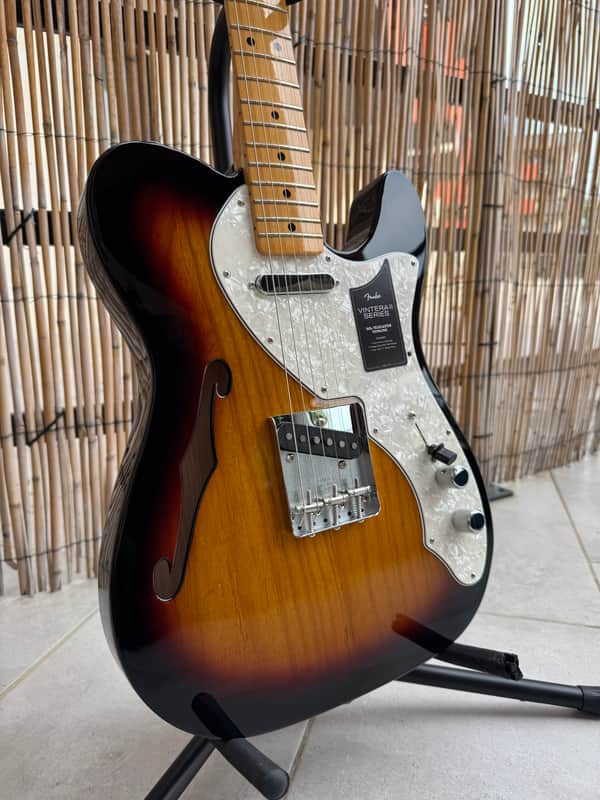 Fender Vintera II '60s Telecaster Thinline with Maple Fretboard 2023 - 2026 - 3-Color Sunburst