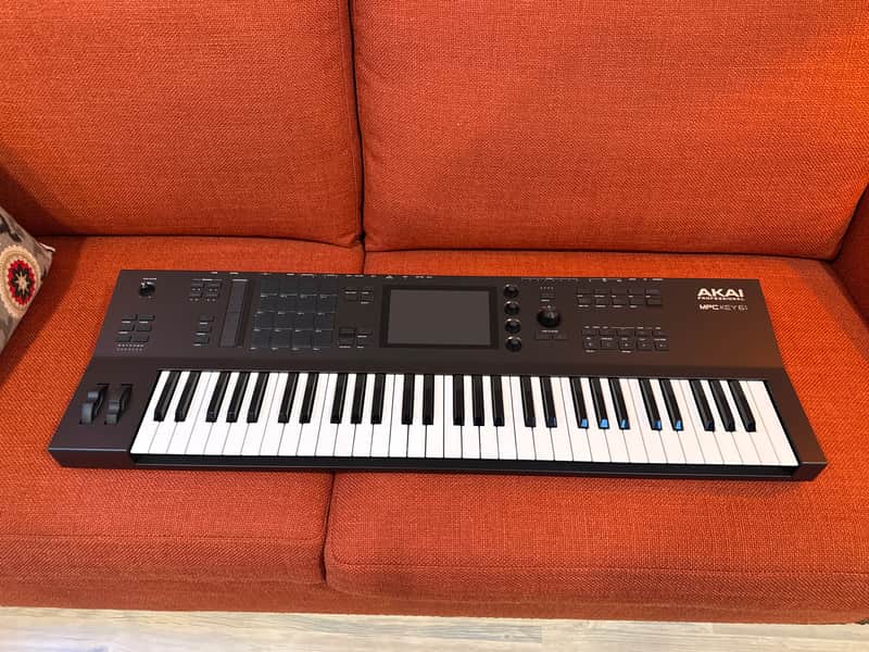 Akai MPC Key 61 Standalone Workstation Synthesizer 2022 - Present - Black image 1