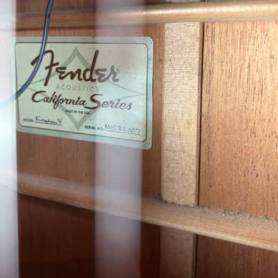 Fender USA Select Kingman V - 3-Color Sunburst image 4