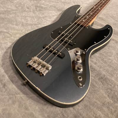 Fender Aerodyne Jazz Bass - Dolphin Grey (metallic) image 13
