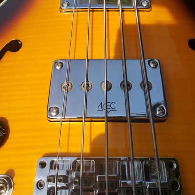 Warwick Star Bass Left Handed 5 String image 3