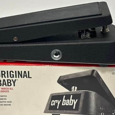 Dunlop GCB95 Cry Baby Standard Wah 1982 - Present Black image 2