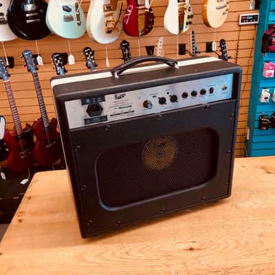 Supro Airwaves 1825RT Tube Guitar Combo Amp image 6