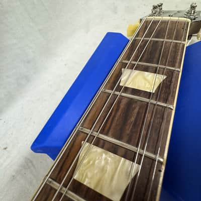 Gibson Les Paul Standard Guitar with Case 2021 - Gold Top goldtop image 21