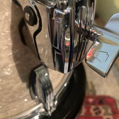 Ludwig Classic Maple 4 piece set 2000’s - vintage marine pearl image 14