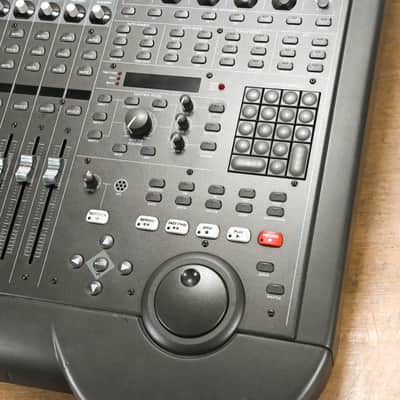 Mackie HUI Human User Interface 8-Channel Control Surface CG01Y4K image 3