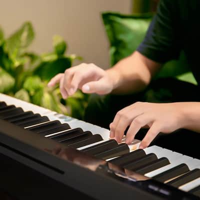 NuX NPK-10 88-Key Portable Digital Piano with Triple Sensor Hammer and Bluetooth, Black image 2