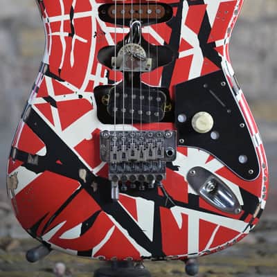 EVH Striped Series Frankenstein™ Frankie - Red with Black Stripes Relic image 1