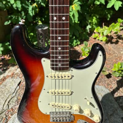 2018 Fender American Original ’60s Stratocaster electric guitar w/case image 4