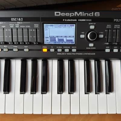 Behringer DeepMind 6 37-Key 6-Voice Polyphonic Analog Synth 2017 - Present - Black image 3
