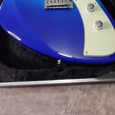Fender Player Plus Meteora HH 2022 - Present - Belair Blue image 2