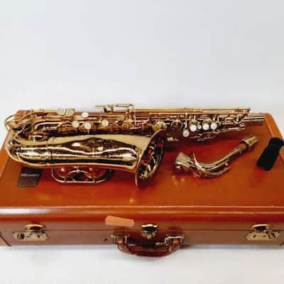 The Martin Alto Indiana Saxophone mid 77s - Lacquered w/ Case 1977 - Lacquered image 1