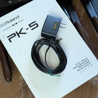 Roland PK-5 Bass Dynamic MIDI Pedal Keyboard Battery Powered Great Shape W/Manual & PSU image 2
