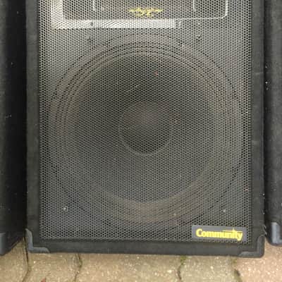 LOT of four Community CSX-38 late 1990's - Black carpeted, metal grill image 3