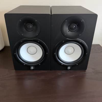 Yamaha HS7 6.5" Powered Studio Monitor (Pair) 2015 - Present - Black image 1