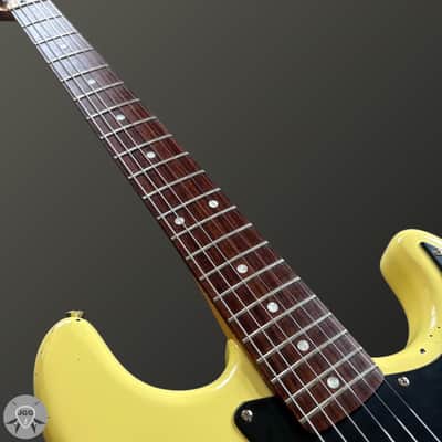 Squier Tom DeLonge Stratocaster Butter Cream Road Worn – Very Good Condition image 9