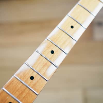Stratocaster Neck – Roasted Maple | 22 Frets | Light Gloss Finish | Bone Nut imagen 8