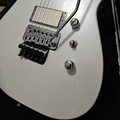 Jackson USA Custom Shop Snow Blind Soloist 2007 Snow White Pearl w/ Hardshell Case image 6