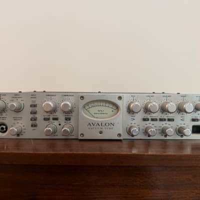 Avalon VT-737sp Tube Channel Strip 2010s - Silver image 1