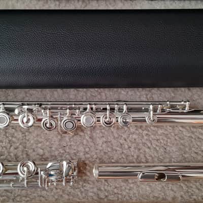 Azumi by Altus AZ1SRBO Flute, Offset G Key System, only 45 days old, perfect condition. image 3