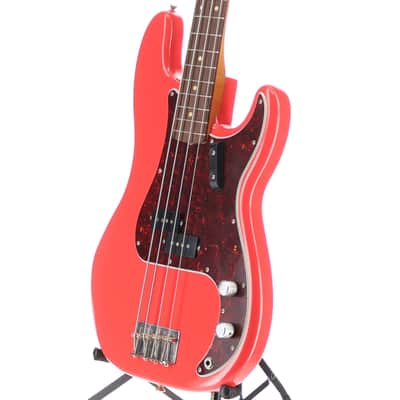 Fender Certified Pre-Owned Vintera® II Road Worn® '60s Precision Bass®, Rosewood Fingerboard, Fiesta Red (P9) (98077) image 3