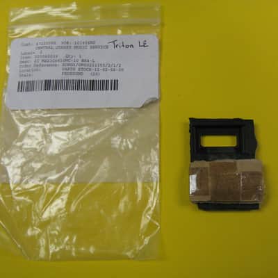 Korg Triton LE IC MX23C6410MC-10 BK4-L (S) / BK4-H image 1