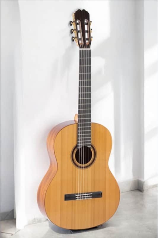 Admira Granada 3/4 classical guitar with Solid cedar top, Student series image 1