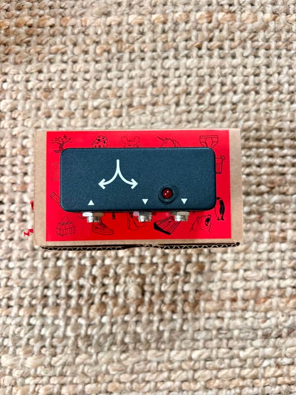 JHS Buffered Splitter V2 - Mint image 1