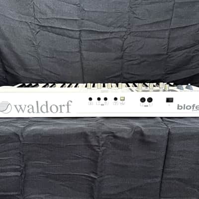 Waldorf Blofeld 49-Key Synthesizer (Classic White) – Mint w/ Box, Manual, PSU, Gator GKB-49 Bag & Pre-Installed Banks image 3